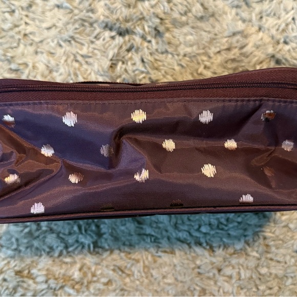 Thirty-One Glamour Case in Twinkling Plum - Picture 4 of 6